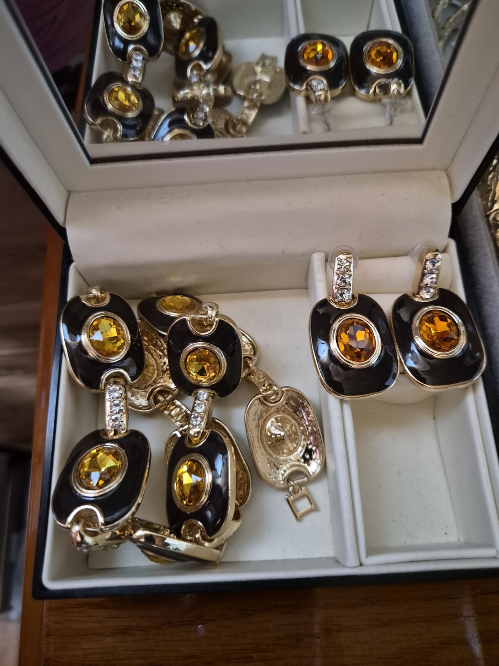 Gold-Tone Black Enamel Necklace with Amber-Citrine Stones